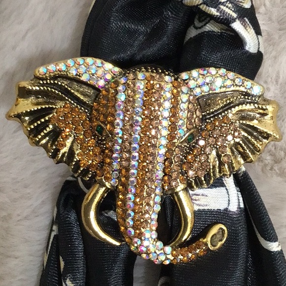 Bag Swag in Black and Cream Scarf with Gold Elephant Pin Crystal Contrast - Picture 5 of 5